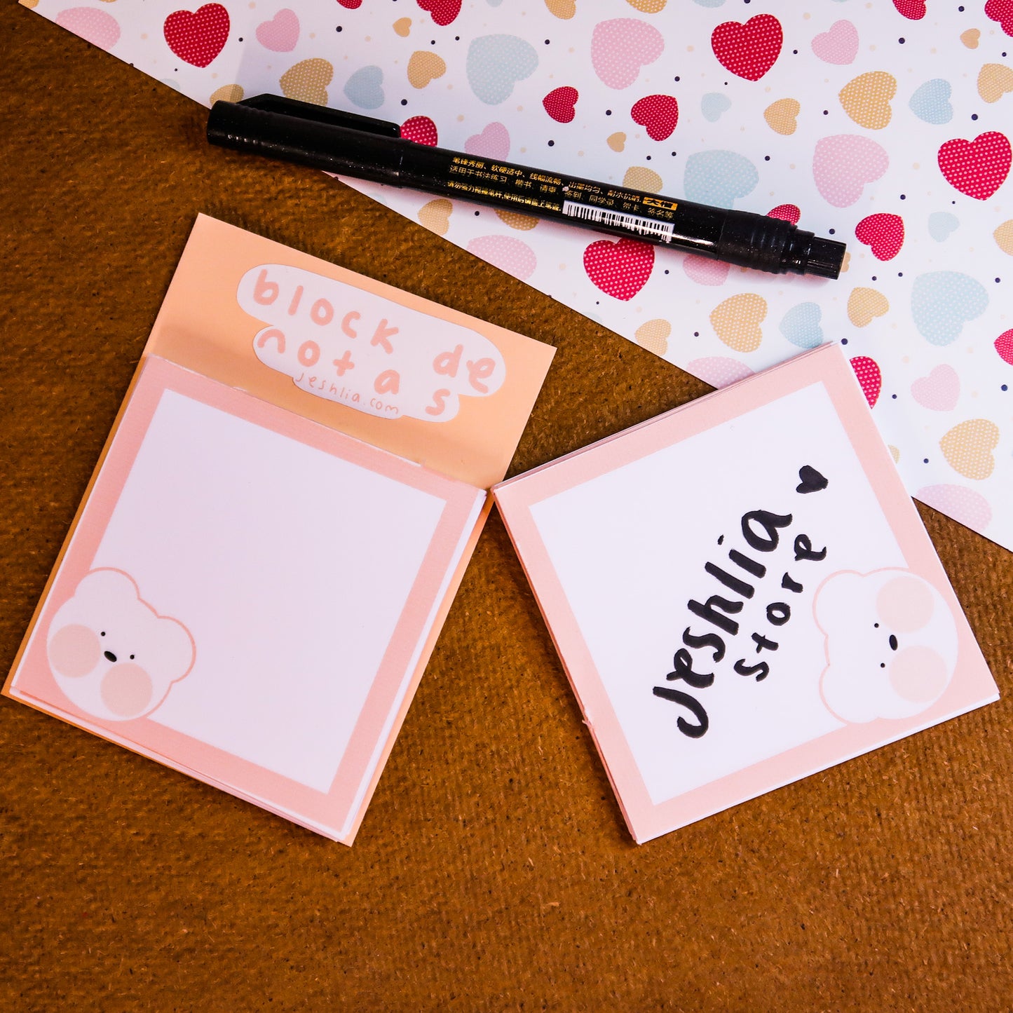 Bloc de notas cara de osito (margen naranja pastel)