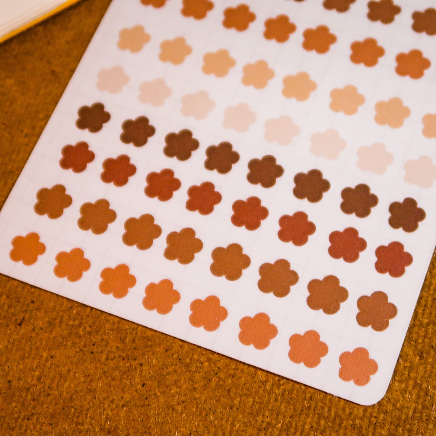 Planilla de stickers - flores (tonos marrón)